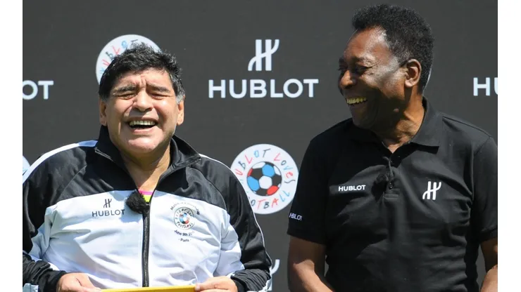 Diego Maradona con Pelé una de las últimas veces que se vieron. Una historia de gloria, peleas, abrazos... De fútbol.