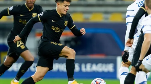 Coutinho ante el Dinamo Kiev