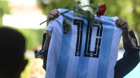 Disturbios en la Casa Rosada durante el velatorio público de Diego Maradona.