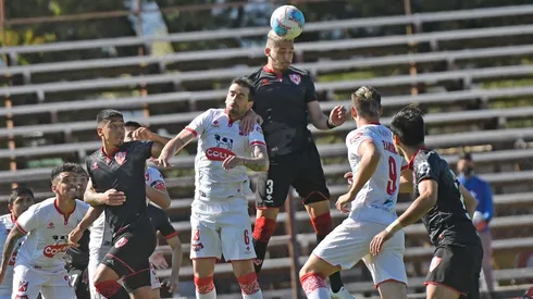 Valdivia tiene un duelo vital este viernes ante Ñublense.