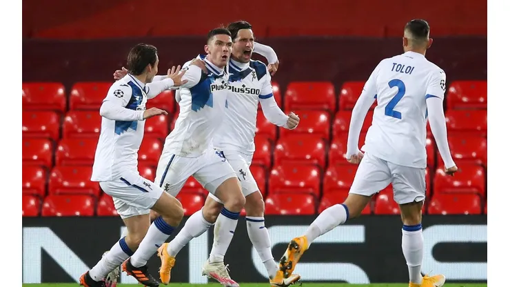 Atalanta se hizo fuerte en Anfield