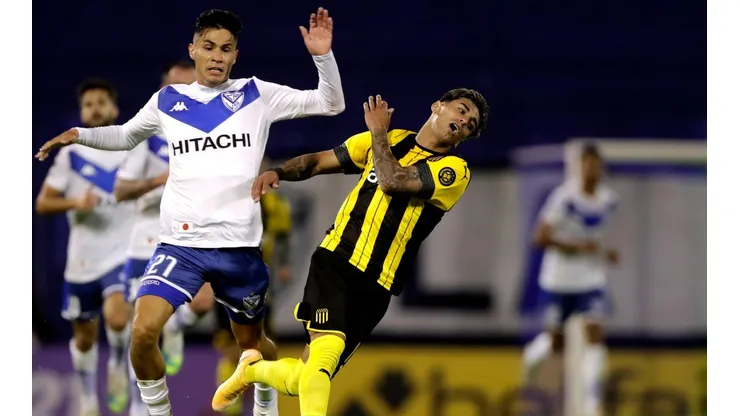 Galdames viene jugando mucho en Vélez