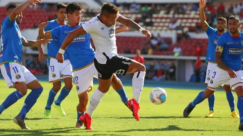 Javier Parraguez volverá a ser titular en Colo Colo después de la grave lesión sufrida por Esteban Paredes