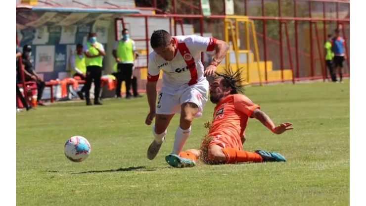Cobreloa no pudo sumar su cuarta victoria consecutiva en Primera B ante un aguerrido San Felipe