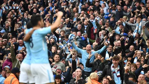 Los ingleses vuelven a los estadios