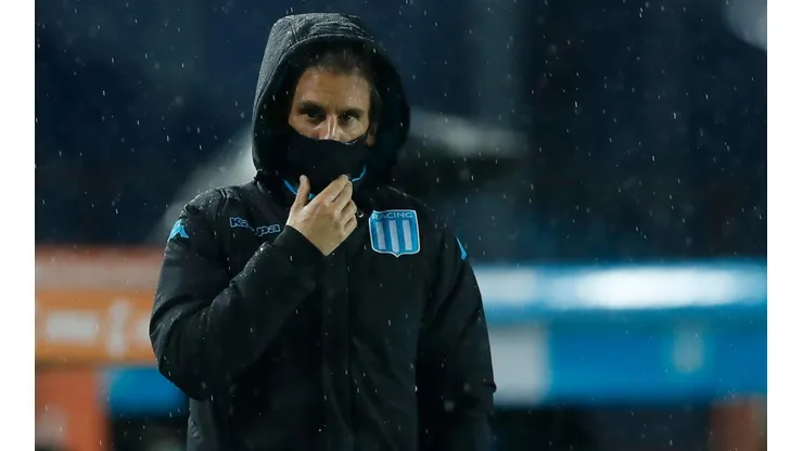El técnico argentino está viviendo días complicados al mando de Racing.