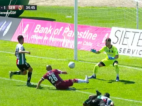 Suazo anota el gol 100 en Primera División y complica a Colo Colo