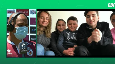 Humberto Suazo vivió un emotivo momento luego de anotar 101 goles en Primera División