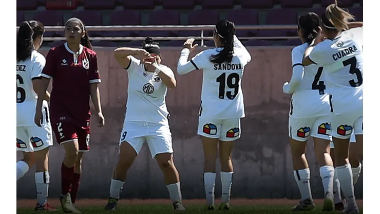 Colo Colo goleó a La Serena en el Campeonato Femenino.