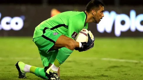 Pellegrini respalda a Claudio Bravo como el 1 de la selección chilena.