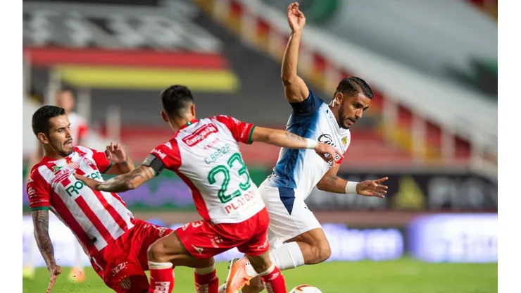 Chivas se enfrenta a Necaxa por el sueño de pasar a los cuartos de final de la Liga MX, y enfrentar a América tras la Reclasificación.
