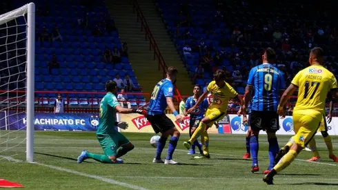 Universidad de Concepción viene de empatar 2-2 frente a Curicó Unido.