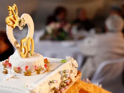 Bono Bodas de Oro | Revisa aquí como acceder al beneficio