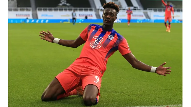 Chelsea derrotó al Newcastle y es puntero por ahora.
