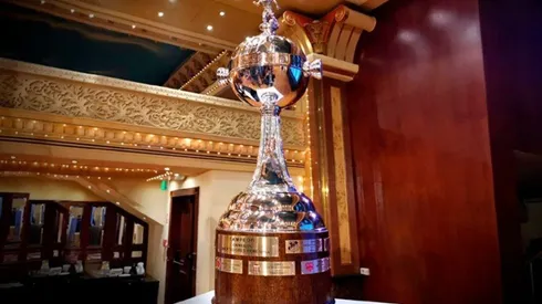 La Copa debía realizarse en Chile en 2020, algo que resultó imposible a causa de la pandemia.