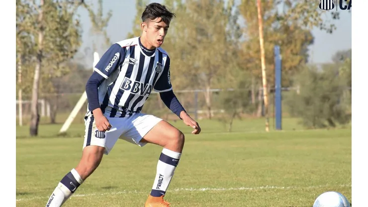 Pablo Solari ficha en Colo Colo