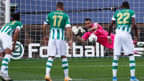 Bravo quiere volver con todo a La Liga de España.