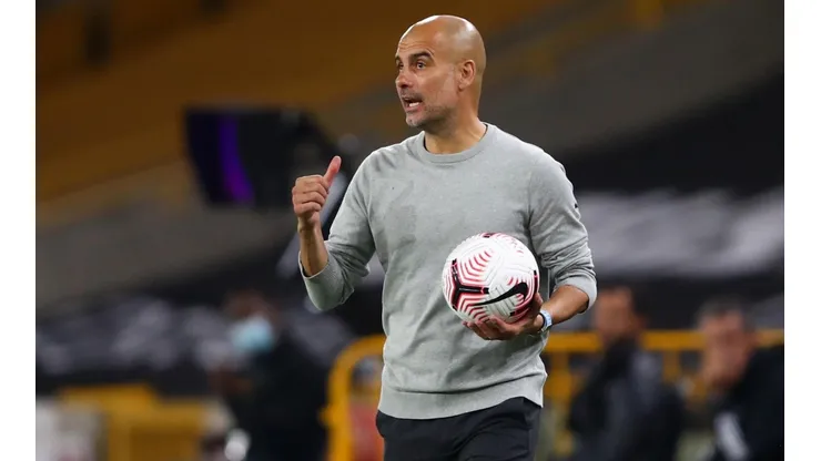 Pep Guardiola no se mueve del City