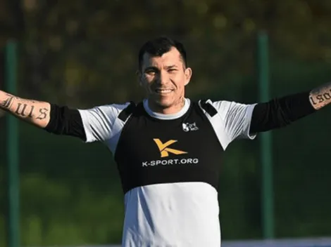 Una buena para la Roja: Medel vuelve a las prácticas con Bologna