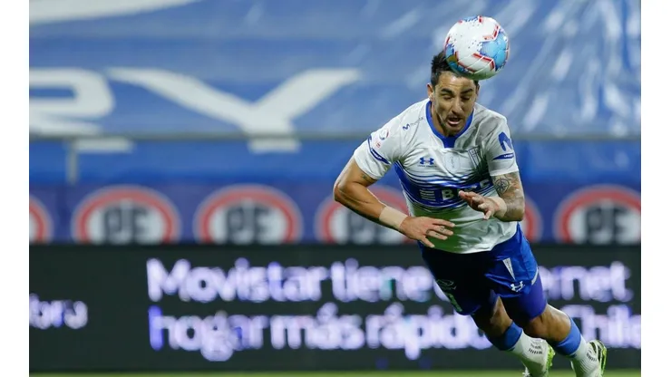 Universidad Católica enfrenta a Coquimbo Unido por la fecha 19 del Campeonato Nacional en el Estadio Francisco Sánchez Rumoroso.