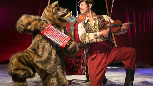 FAMFEST 3: Obra "Ursaris, el último encantador de osos"