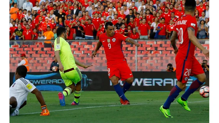 Esteban Paredes anotó un doblete en el último duelo con Venezuela por eliminatorias