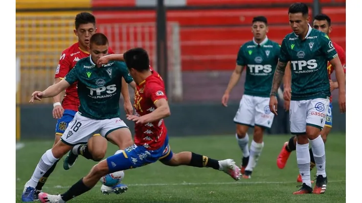 Unión Española se impuso en el partido de la primera rueda ante los caturros.
