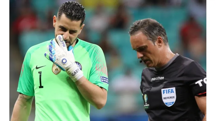 Patricio Loustau en el duelo de Chile contra Ecuador en Copa América.