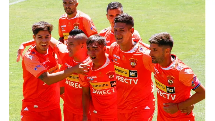 Cobreloa derrotó por 3-0 a Rangers en el Zorros del Desierto y se acerca a la liguilla.