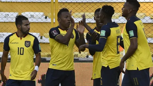 Ecuador pierde tres jugadores por el coronavirus