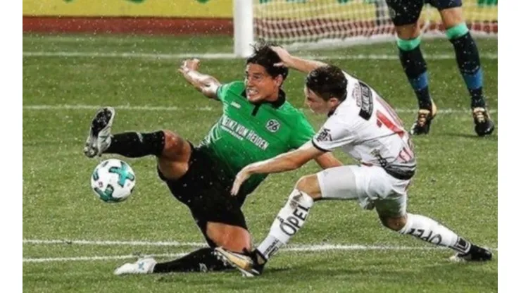 Miiko Albornoz se encuentra sin club desde su salida del Hannover de alemania y aparece en el horizonte de Colo Colo