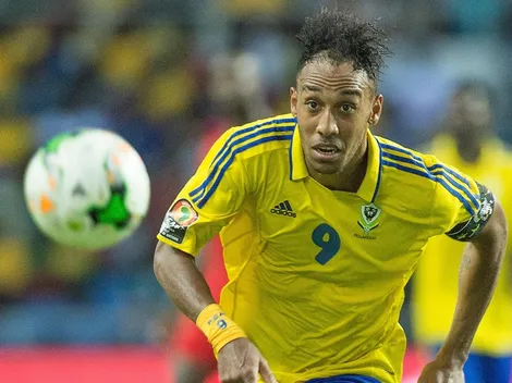 Aubameyang acusa estar de rehén en aeropuerto de África