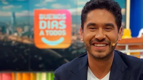 El comunicador lleva ocho años en el canal estatal.