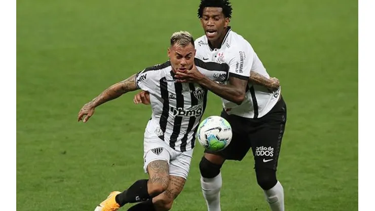 Eduardo Vargas en su debut ante Corinthians