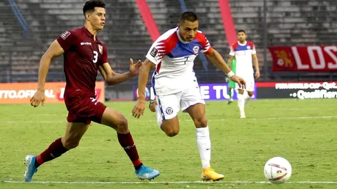 Venezuela fue más certero en ofensiva y se llevó una justa victoria ante una dormida selección chilena, en las Eliminatorias Sudamericanas para el Mundial de Qatar 2022