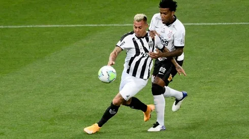 Eduardo Vargas no desentonó en su regreso al fútbol brasileño