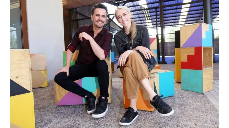 Sergio Lagos y Virginia DeMaría para "Misión Educar".