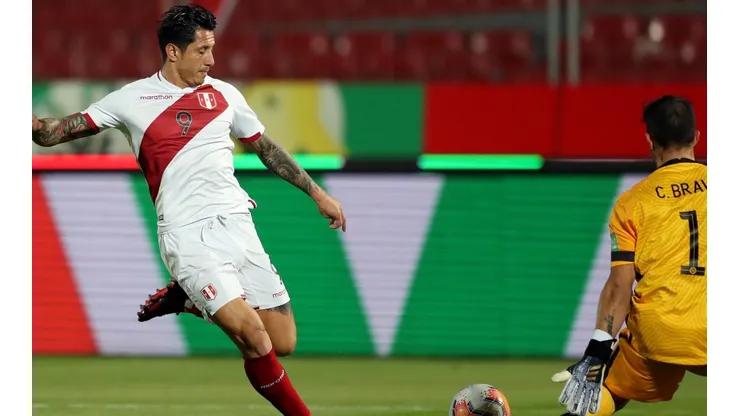 Bravo mantuvo el cero para la Roja contra Perú.