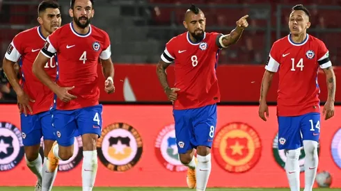 Vidal fue figura en el primer tiempo ante Perú