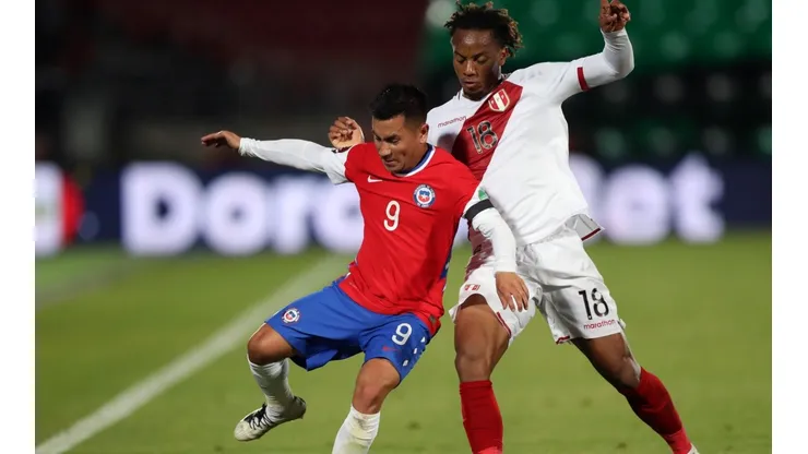 Jean Meneses jugó todo el partido ante Perú