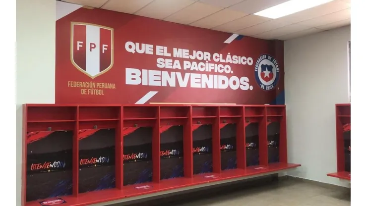 El camarín de Perú a la espera del duelo contra Chile en eliminatorias.