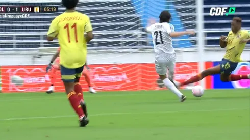 Cavani puso el 0-1 de Uruguay ante Colombia