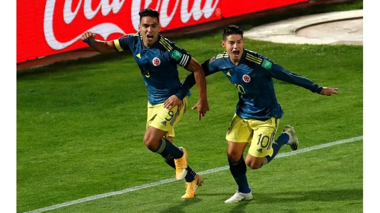 James Rodríguez celebra junto a James Rodríguez el gol del empate ante Chile