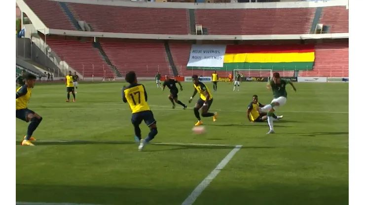 Arce anotó un golazo ante Ecuador