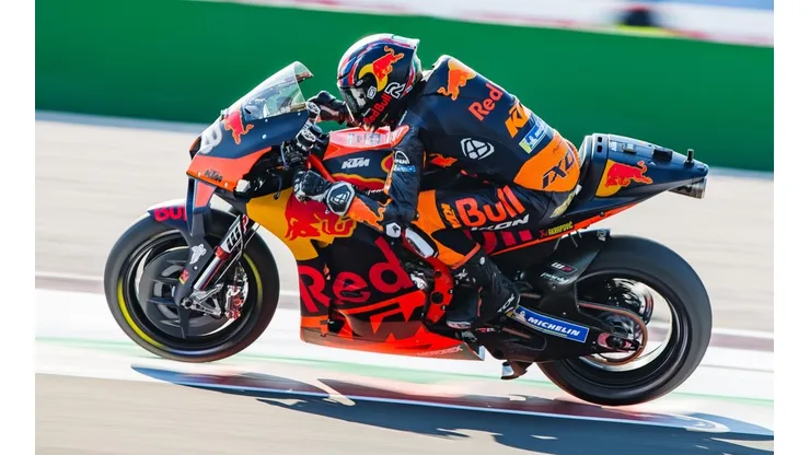 Binder narrará su increíble historia en el docuemental “Brad Binder: Becoming 33”.