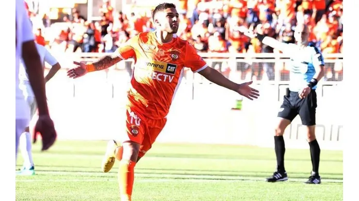 Al atacante le quedan ocho meses de contrato con el equipo loíno.