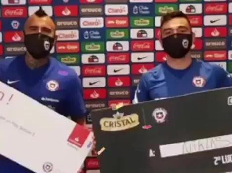 Una PS5 y un año de cerveza en torneo de ping pong de La Roja