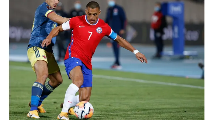 Alexis se motiva de cara al duelo con Perú con "La mano de Dios"