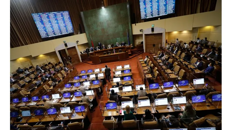 A las 10:30 am se dio inicio formalmente a la discusión.