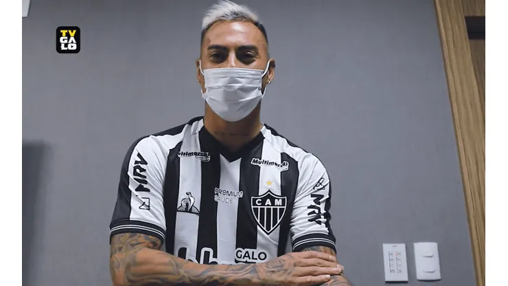Eduardo Vargas está feliz por reencontrarse con Sampaoli.